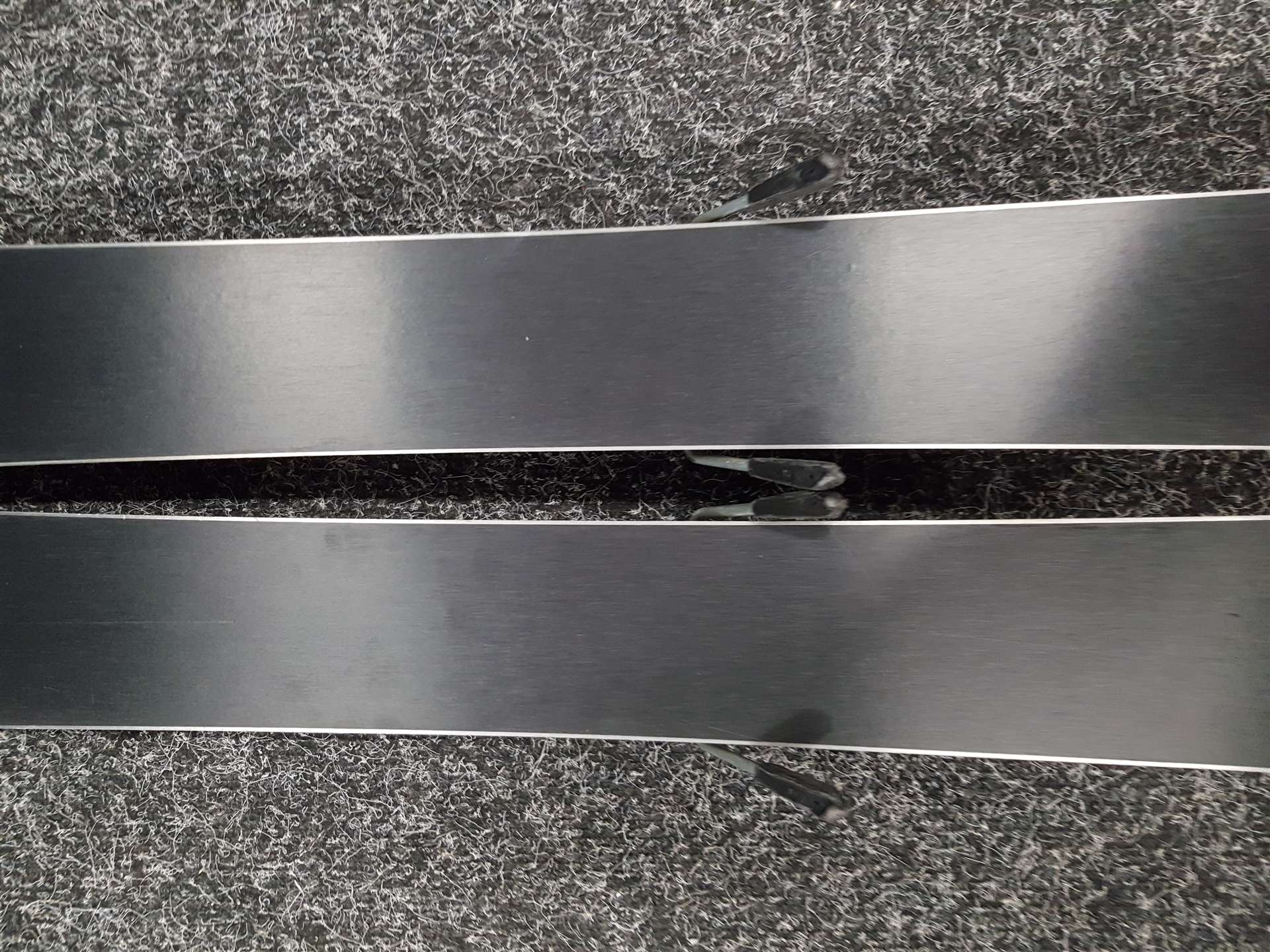 Použité lyže Rossignol Comp 9j