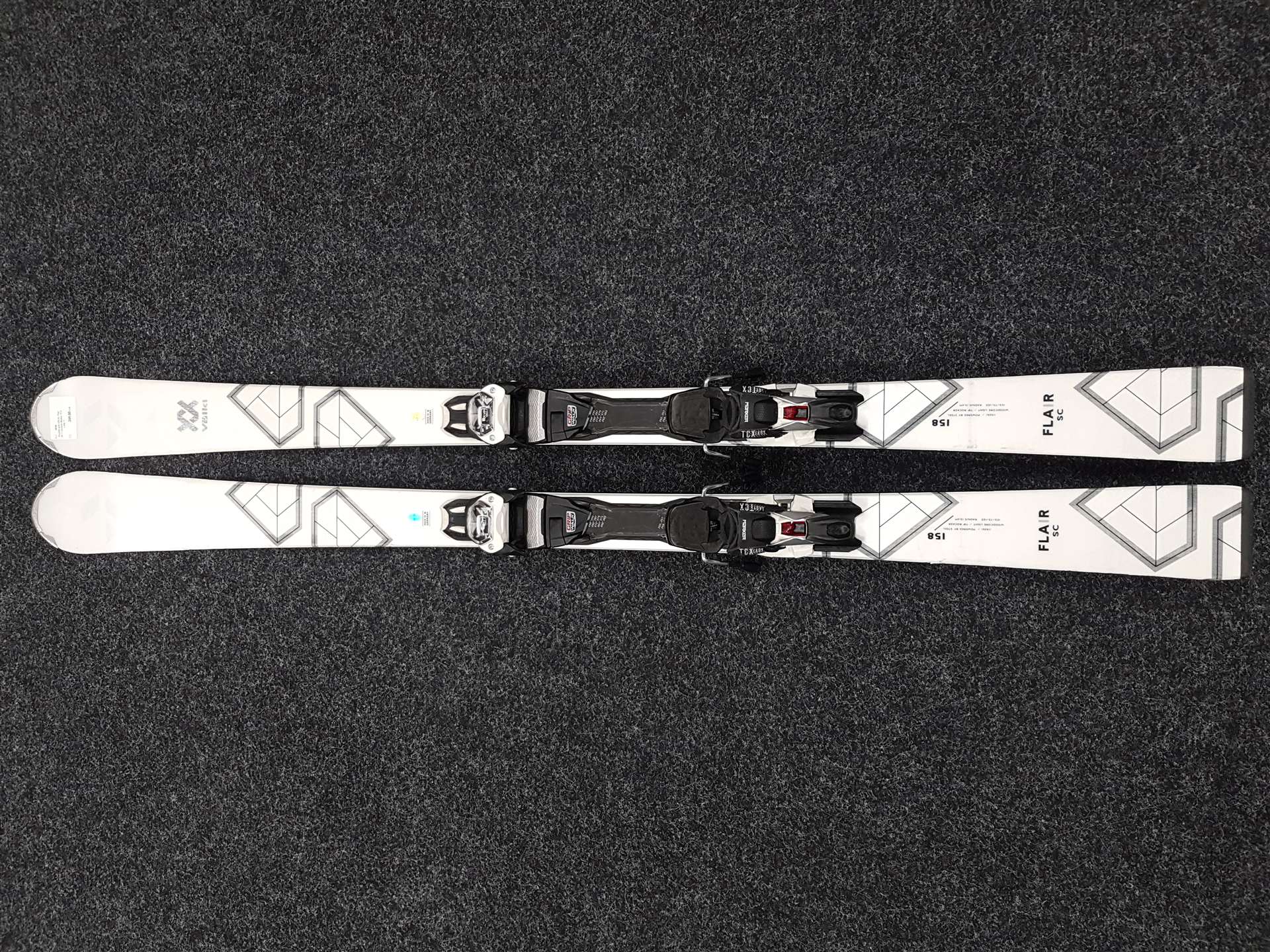 Použité lyže VOLKL Flair SC + viazanie Marker TCX Lady 11