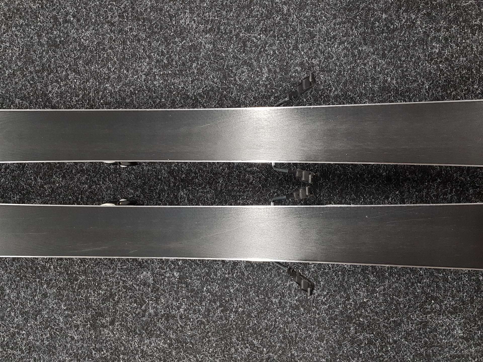 Použité lyže VOLKL Flair SC + viazanie Marker TCX Lady 11