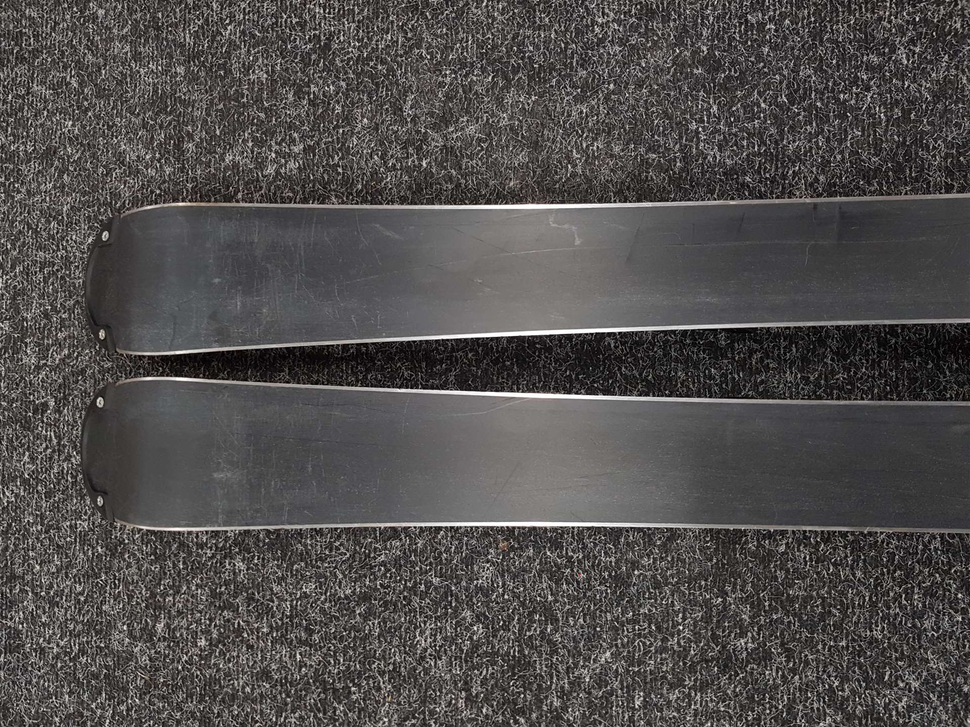 Použité lyže VOLKL RACE TIGER GS 8