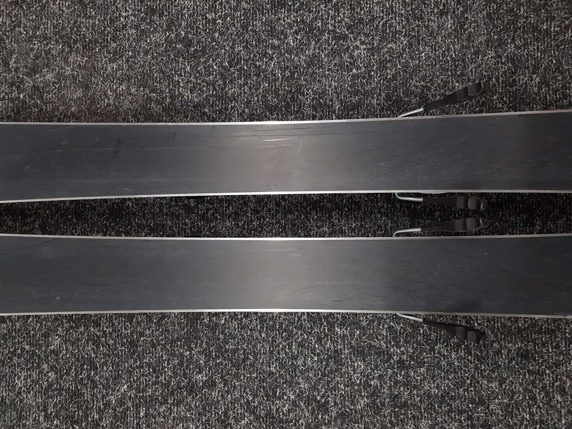 Použité lyže VOLKL RACE TIGER GS 8