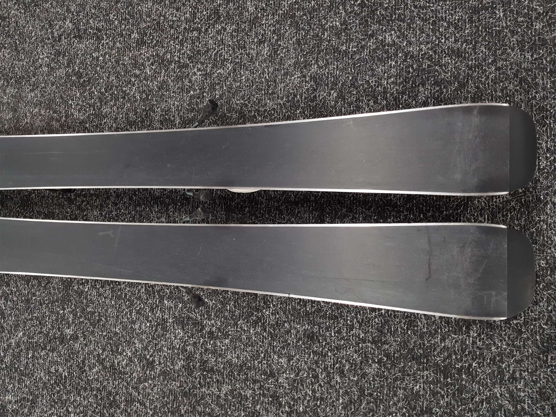 Použité lyže VOLKL RACE TIGER GS 8