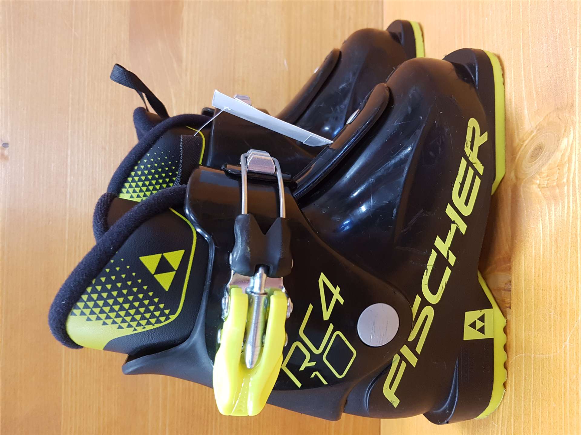 Použité lyžiarky FISCHER RC4 10