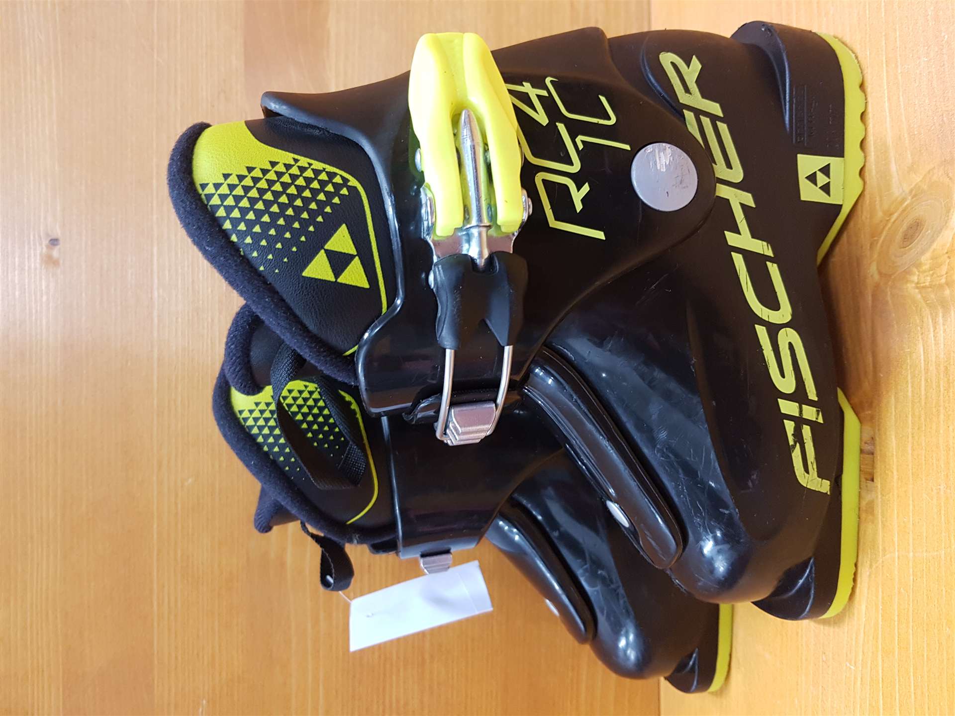 Použité lyžiarky FISCHER RC4 10