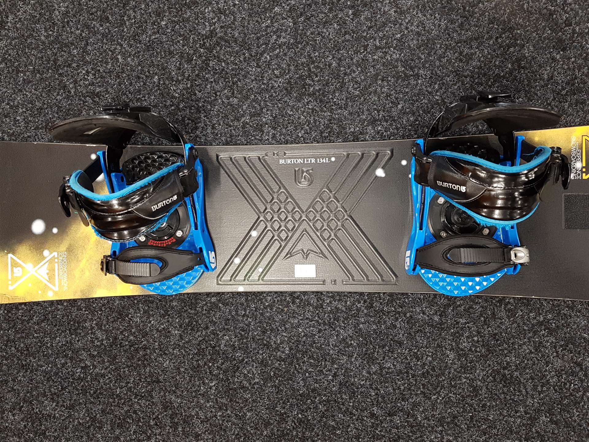 Použitý snowboard Burton LTR + viazanie Burton veľkosť S