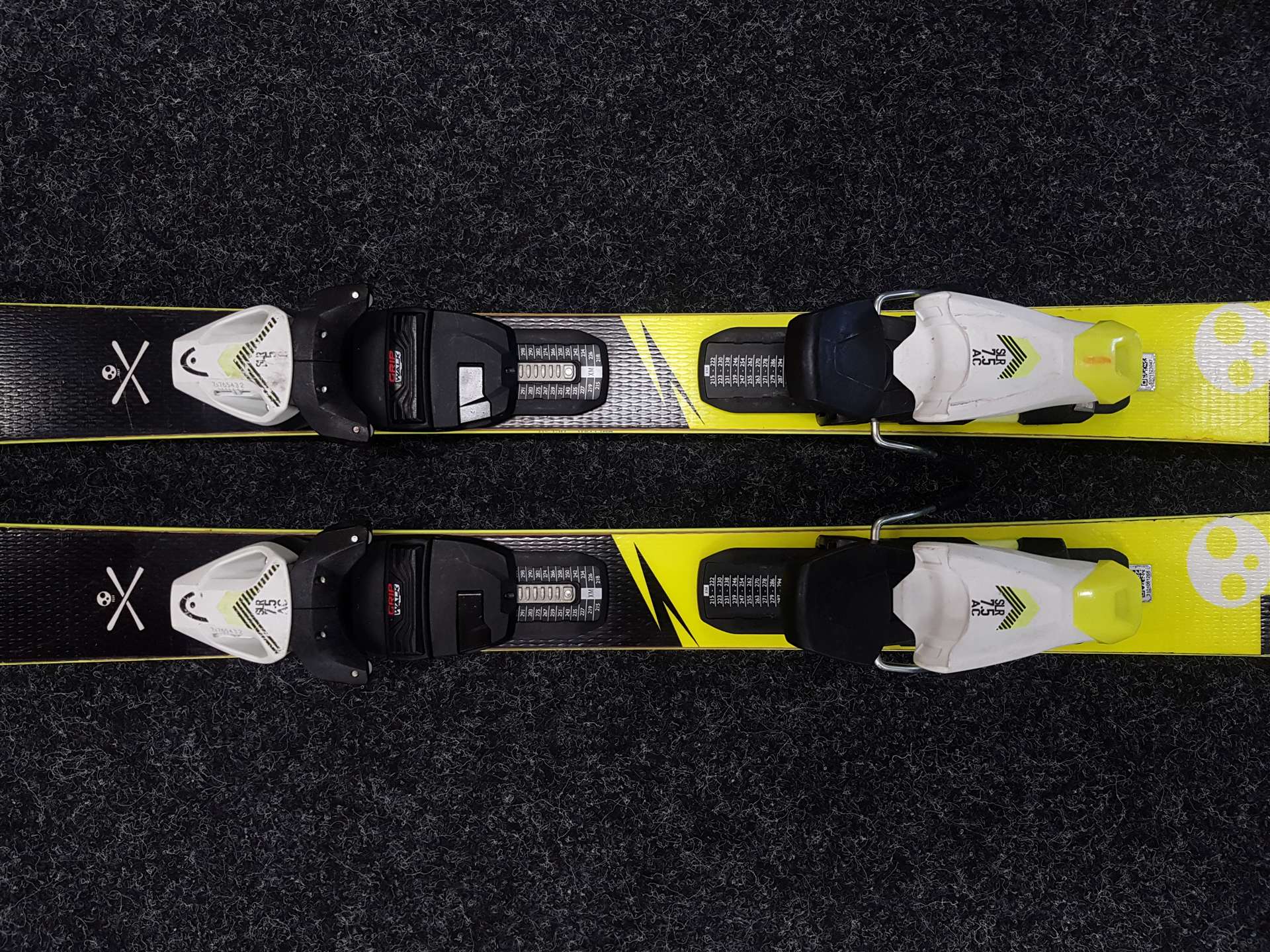 Použité detské lyže HEAD Woldcup Rebels + viazanie Head SLR 7.5 AC