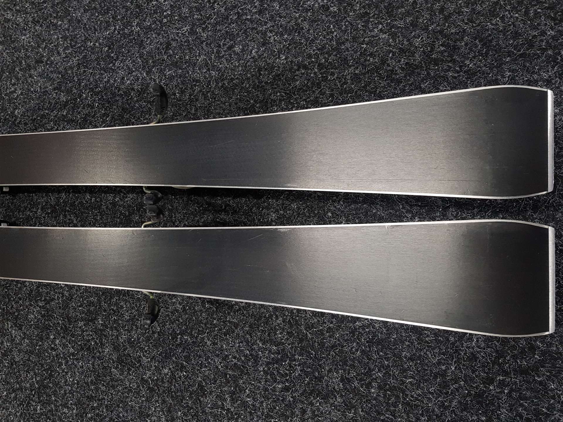 Použité detské lyže HEAD Woldcup Rebels + viazanie Head SLR 7.5 AC