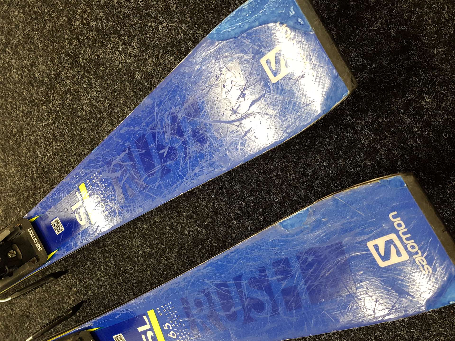 Použité lyže SALOMON S/Race SL + viazanie Salomon X 12