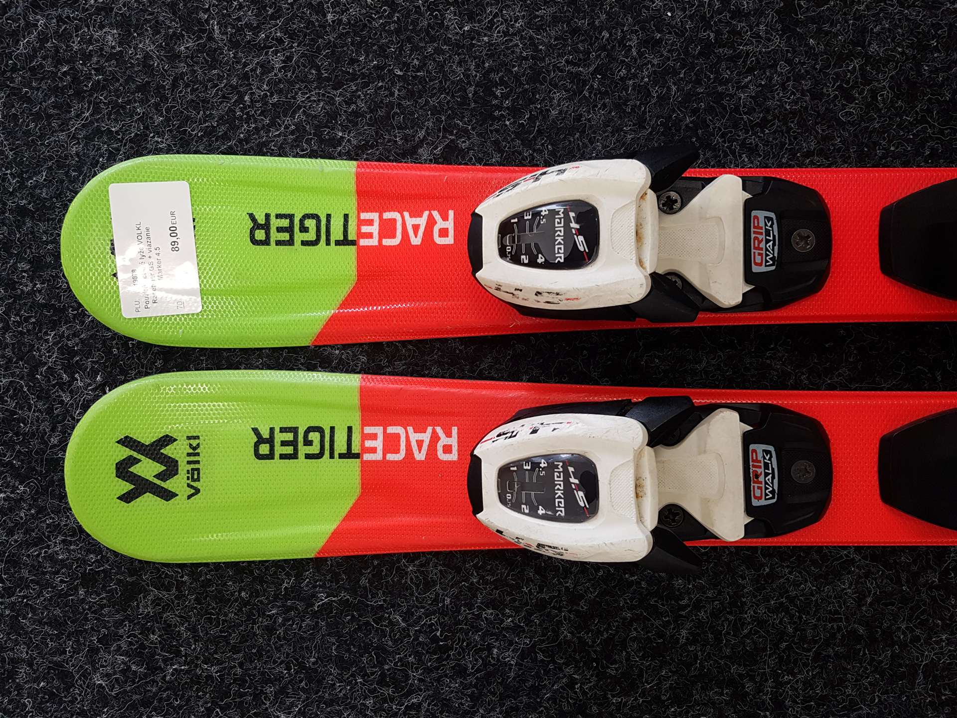 Použité detské lyže VOLKL Racetiger GS + viazanie Marker 4.5