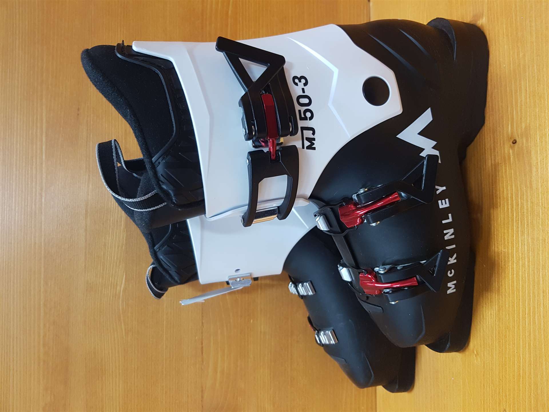 Použité lyžiarky McKINLEY MJ 50-3