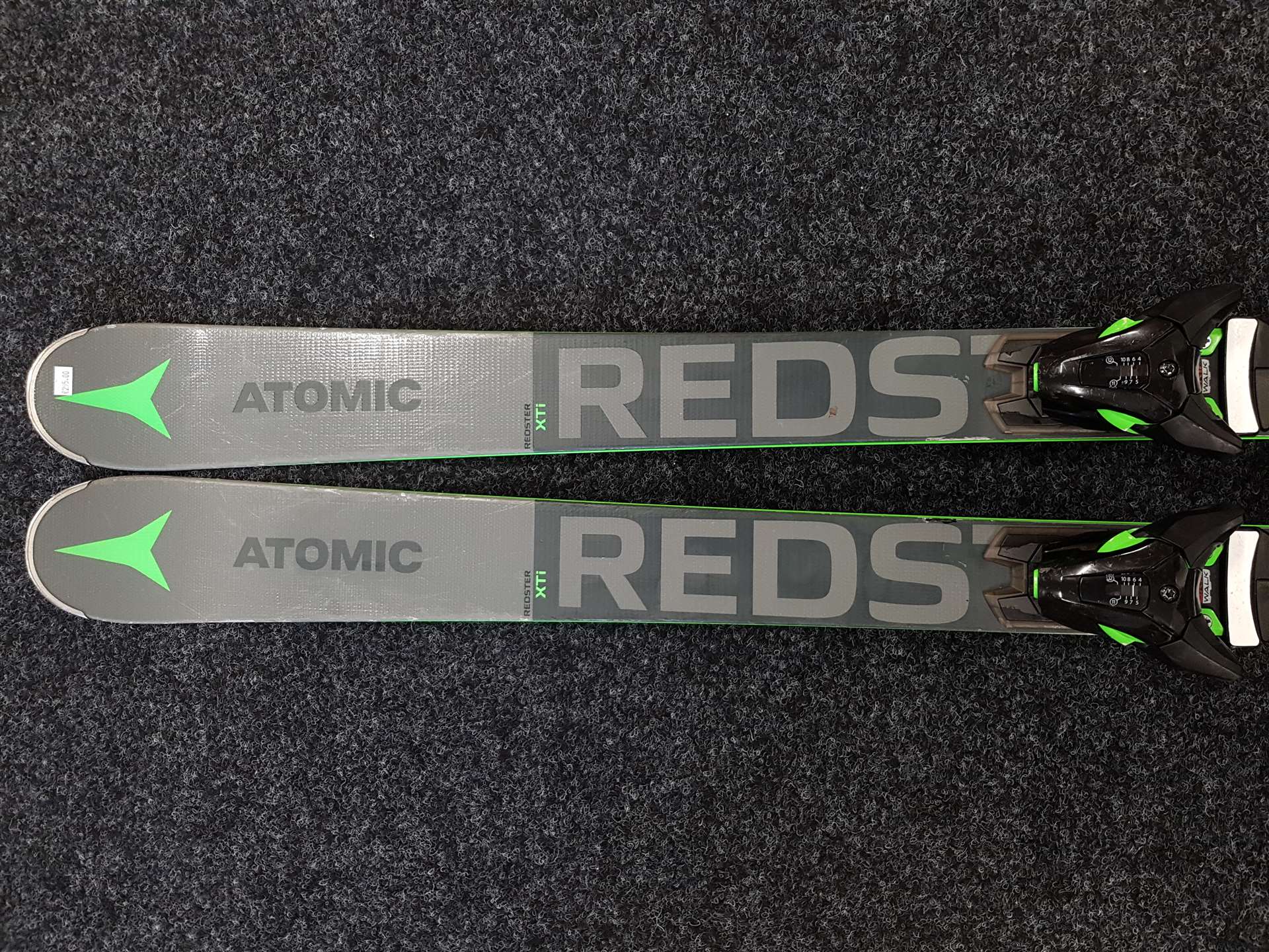 Použité lyže ATOMIC Redster XTi + viazanie Atomic FT 12