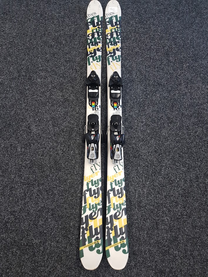 Použité lyže freestyle Salomon Flyer + viazanie Salomon 9