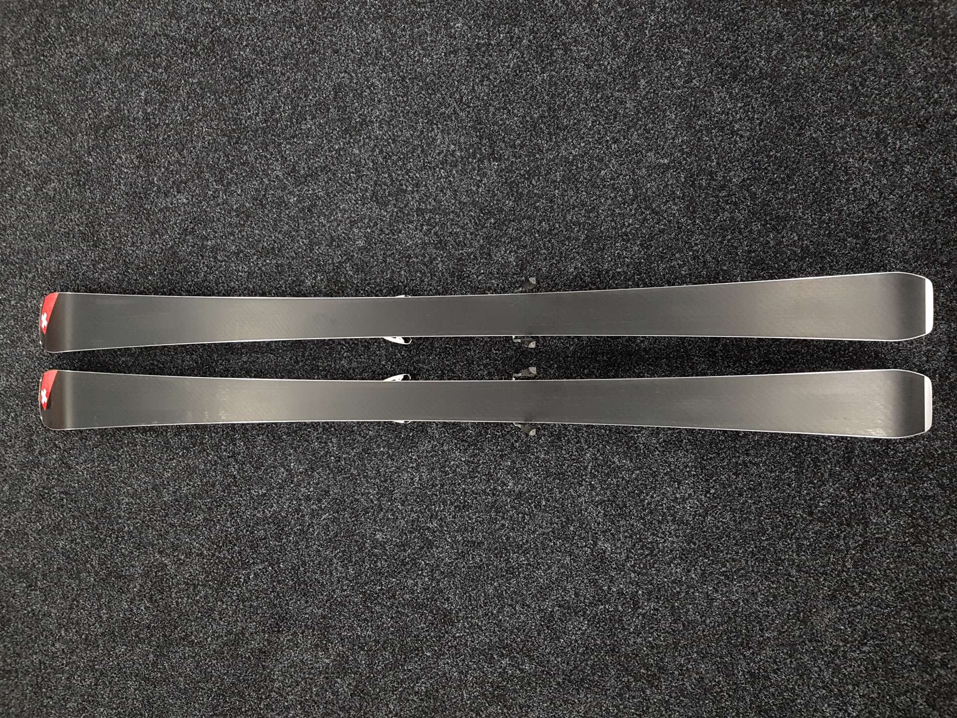 Použité lyže Stockli Laser + viazanie Salomon TI 10