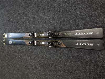 Použité lyže SCOTT Pure Piste 77 + viazanie Salomon MC11
