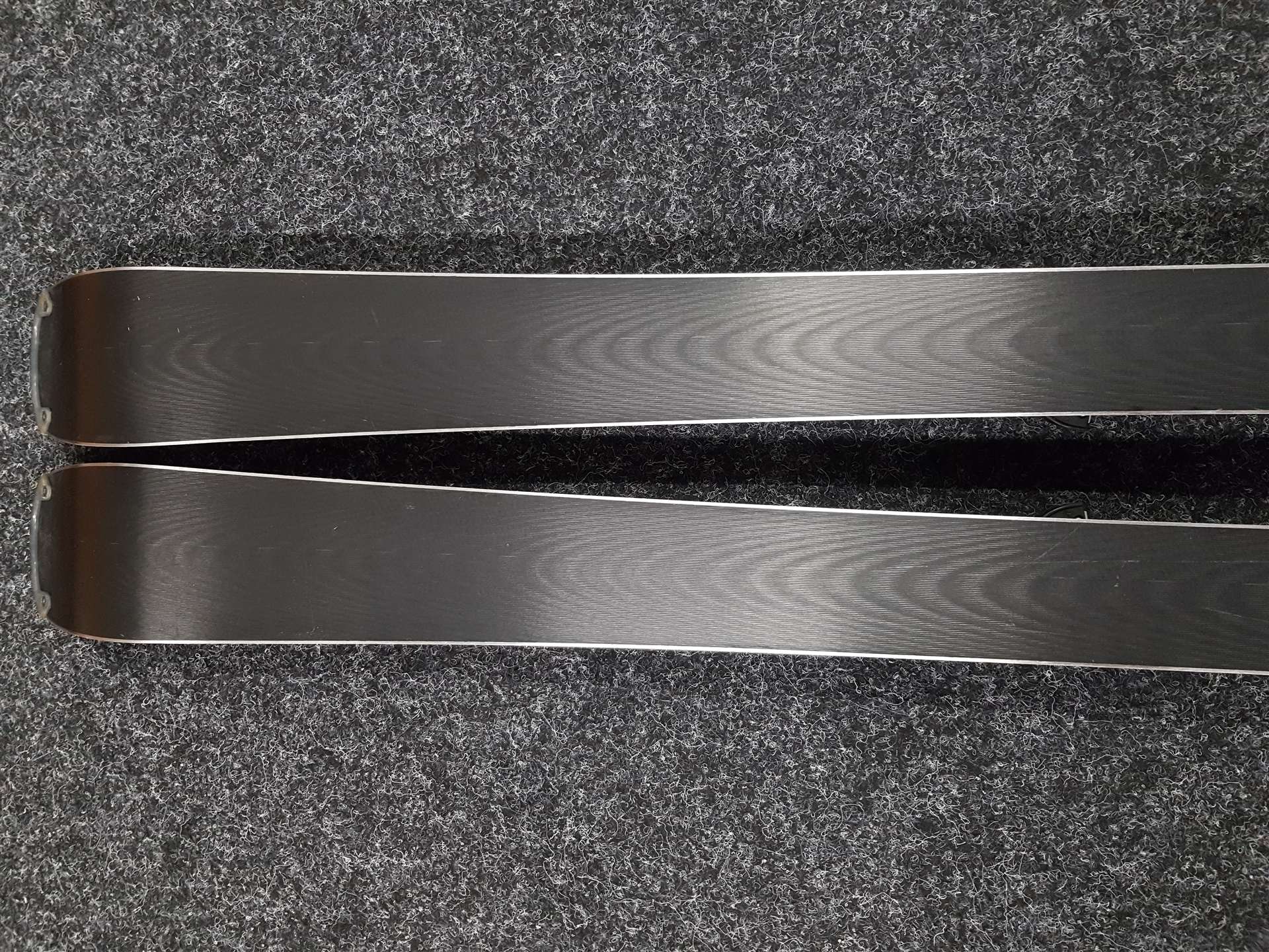 Použité lyže ELAN Explore X + viazanie Elan EL 10