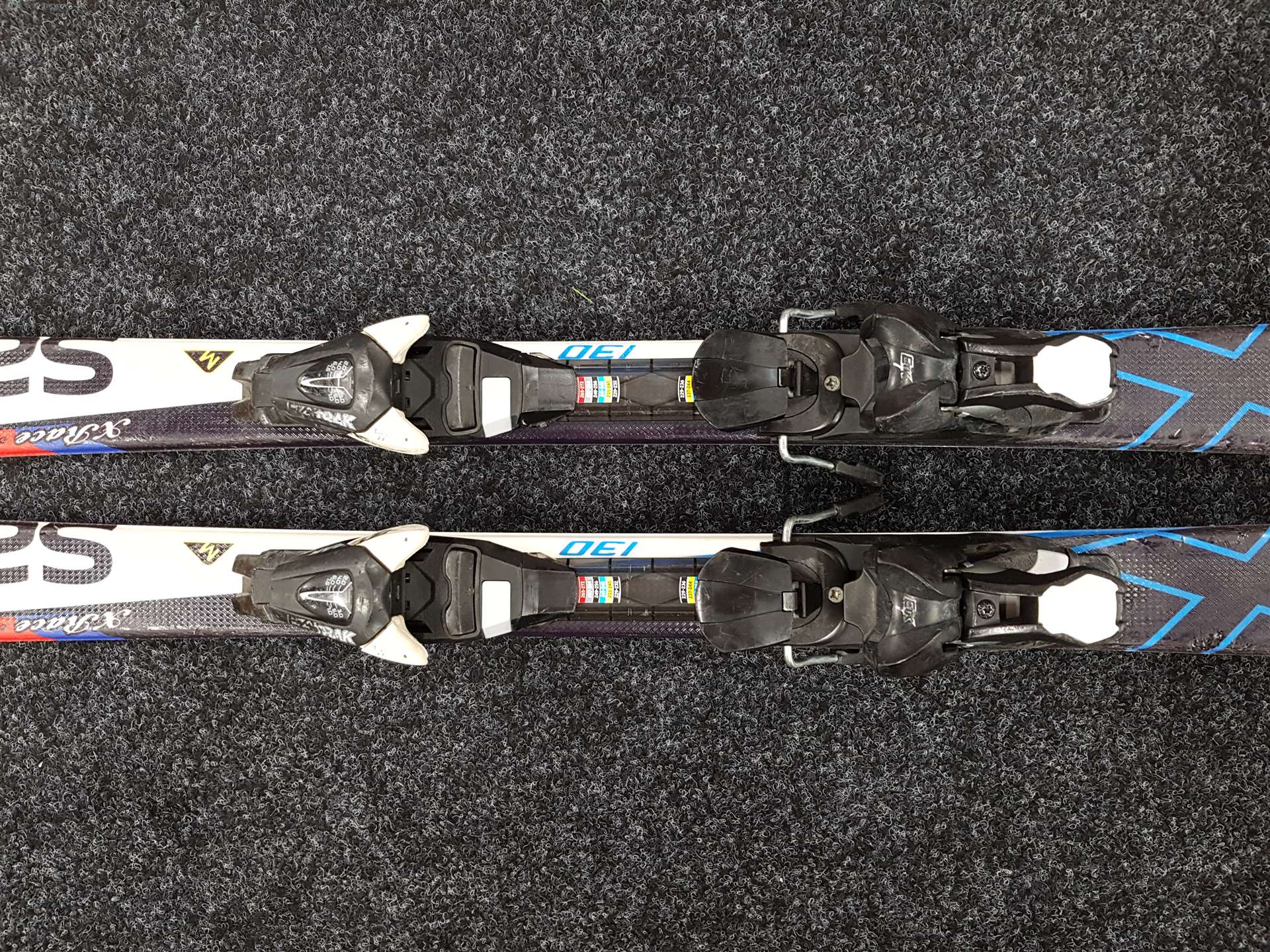 Použité lyže SALOMON X Race curve rocker +  viazanie Ezytrak