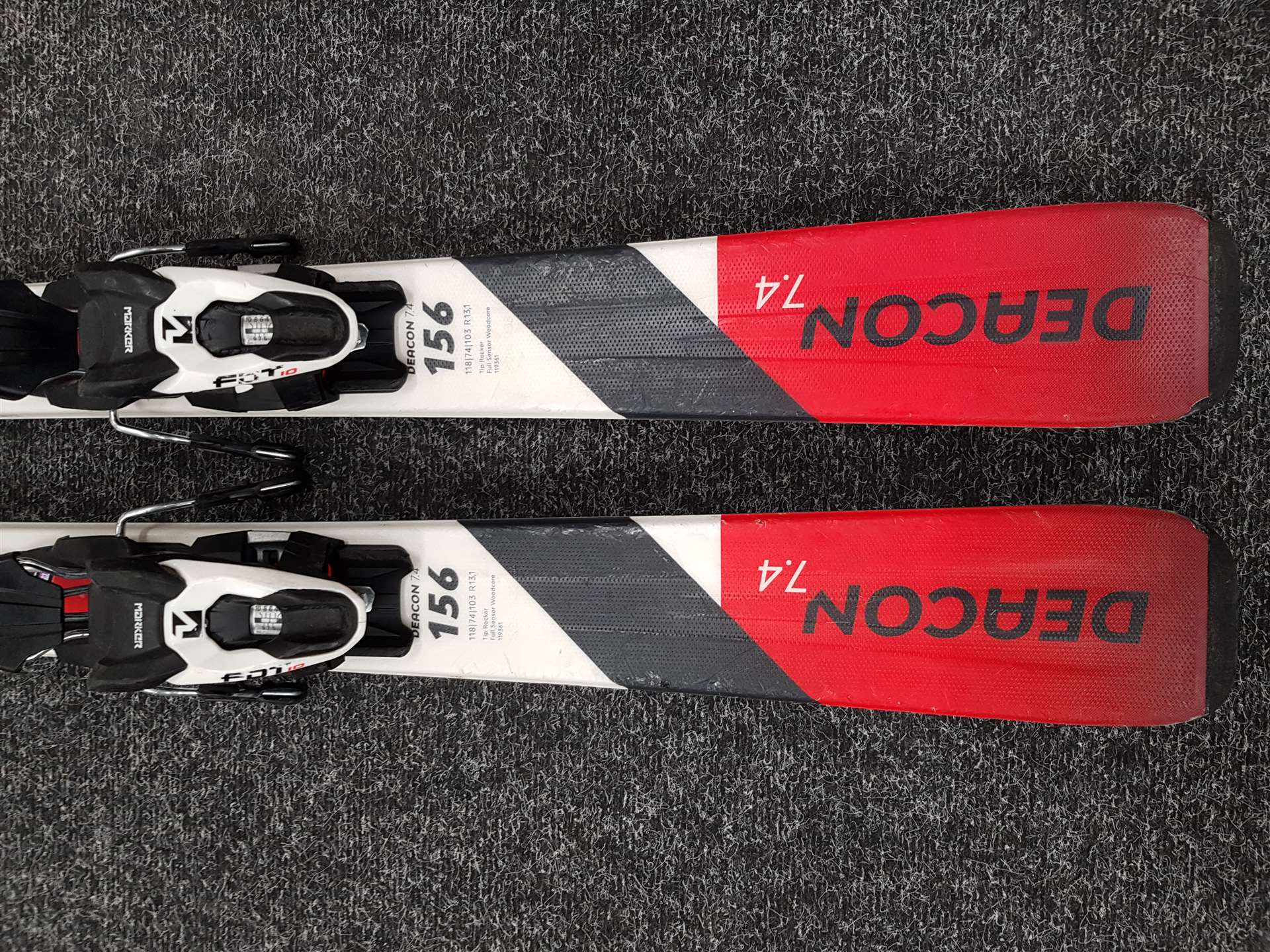 Použité lyže VOLKL DEACON 7.4