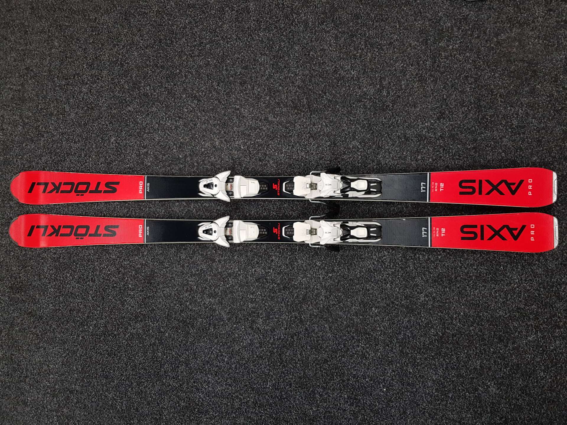 Použité lyže STOCKLI Pro Axis
