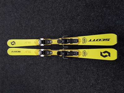 Použité lyže SCOTT SUV + viazanie Salomon Warden 11