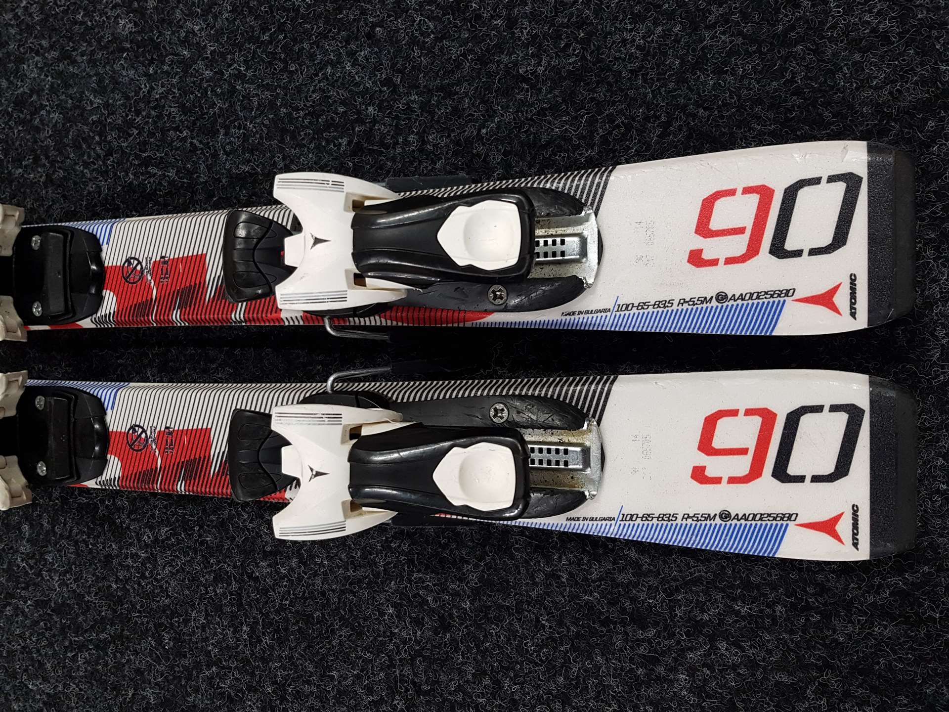 Použité lyže ATOMIC Performer  + viazanie Atomic 4,5