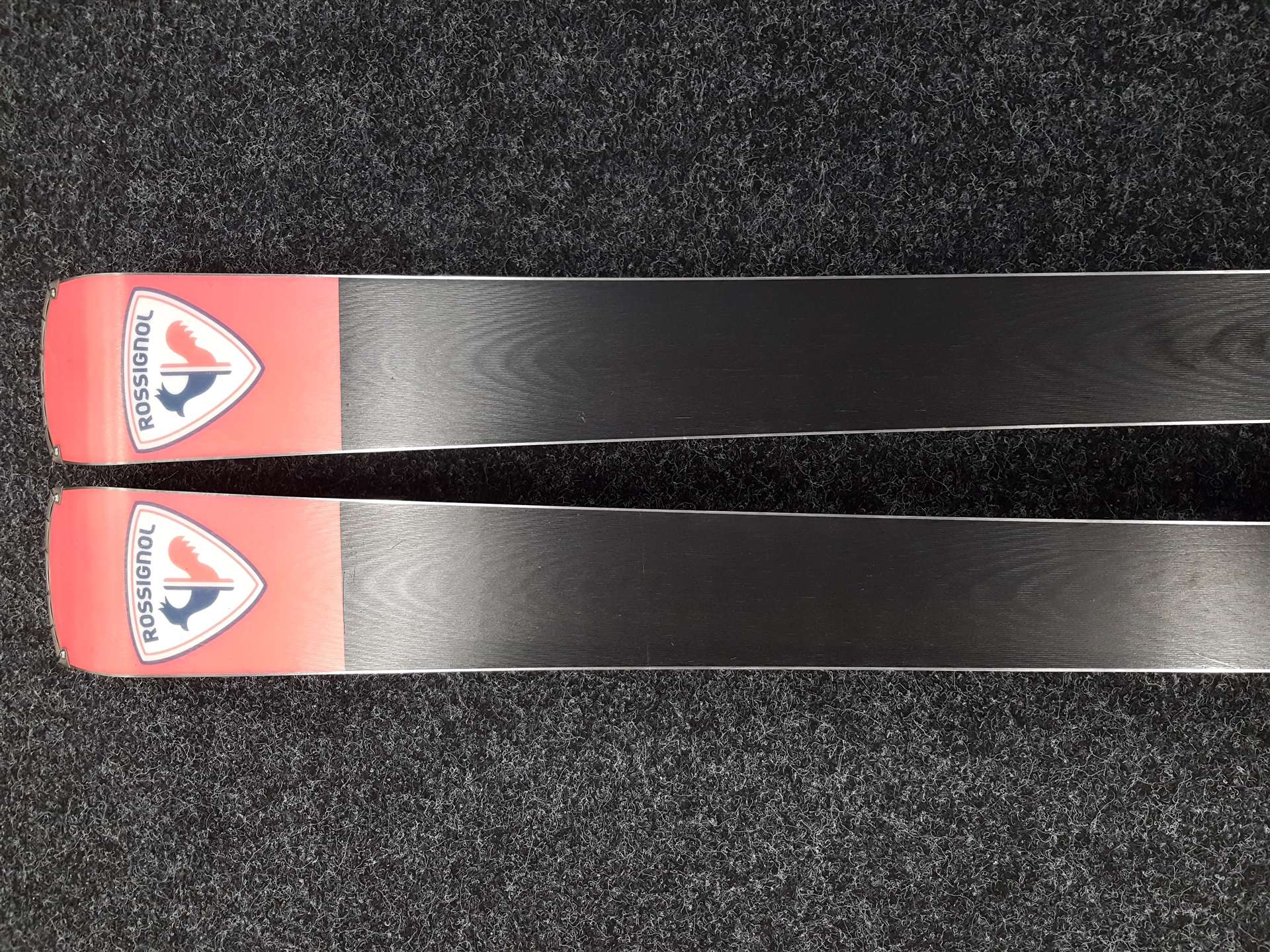 Použité lyže ROSSIGNOL Hero Elite MT TI E16 + viazanie Look NX 12