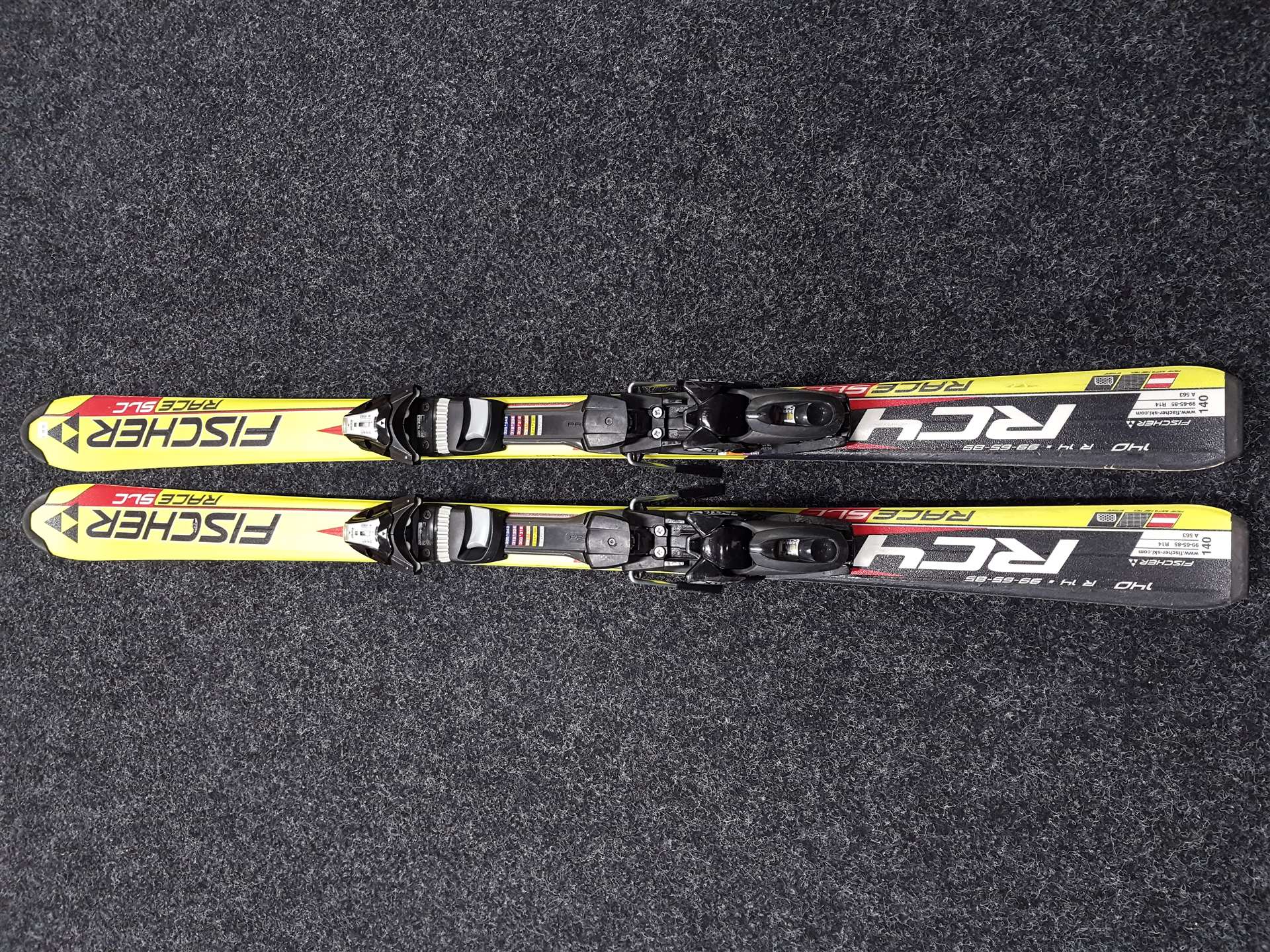 Použité lyže FISCHER RC4 + viazanie Fischer XTR 7,5