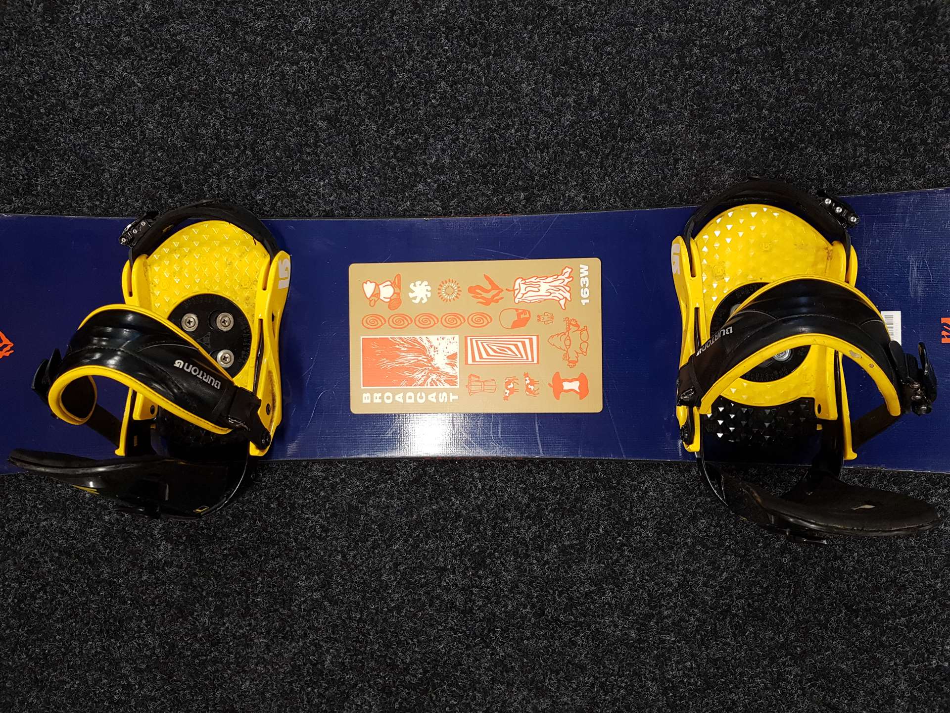 Použitý snowboard K2 Broadcast + viazanie Burton L