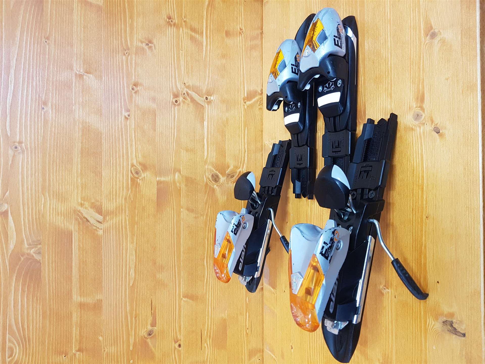 Použité viazanie Elan EL 10 (DIN 10)