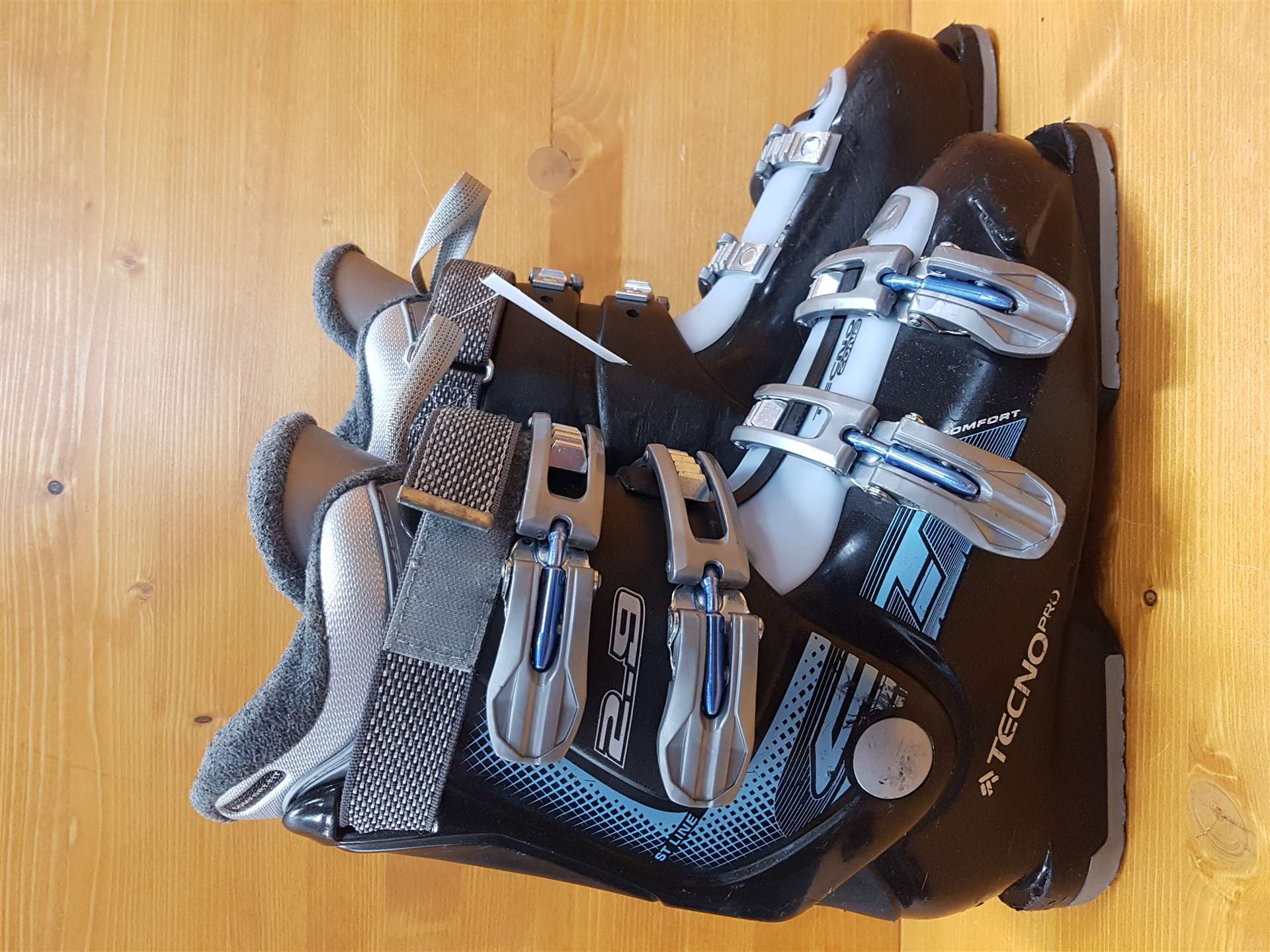 Použité lyžiarky TECNOPRO Zone 2.9
