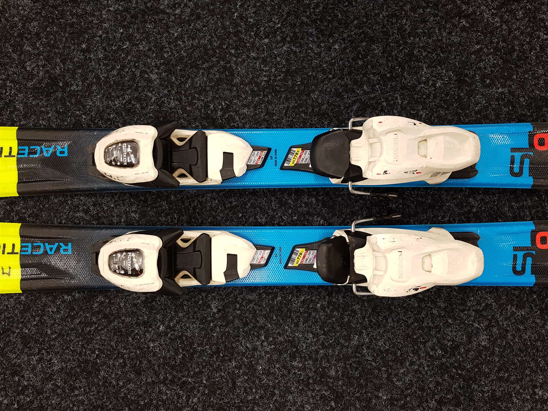 Použité lyže VOLKL Racetiger SL 9 + viazanie Marker 4,5