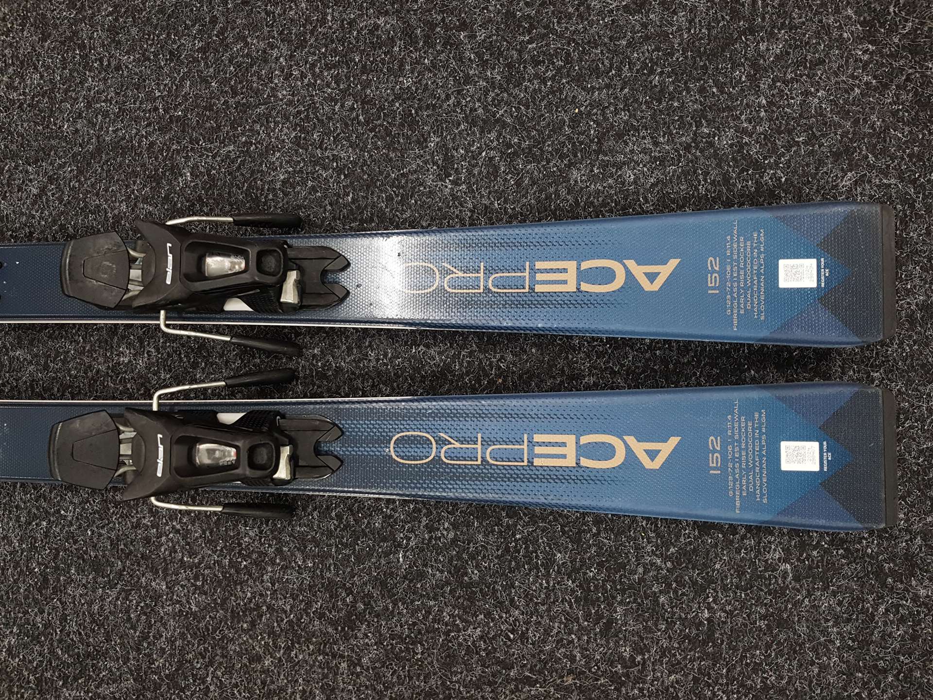 Použité lyže ELAN Ace Pro + viazanie Elan EL 10