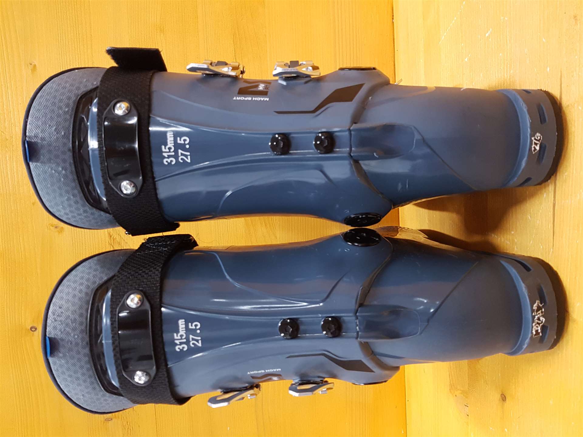 Použité lyžiarky Tecnica HV 80 RT