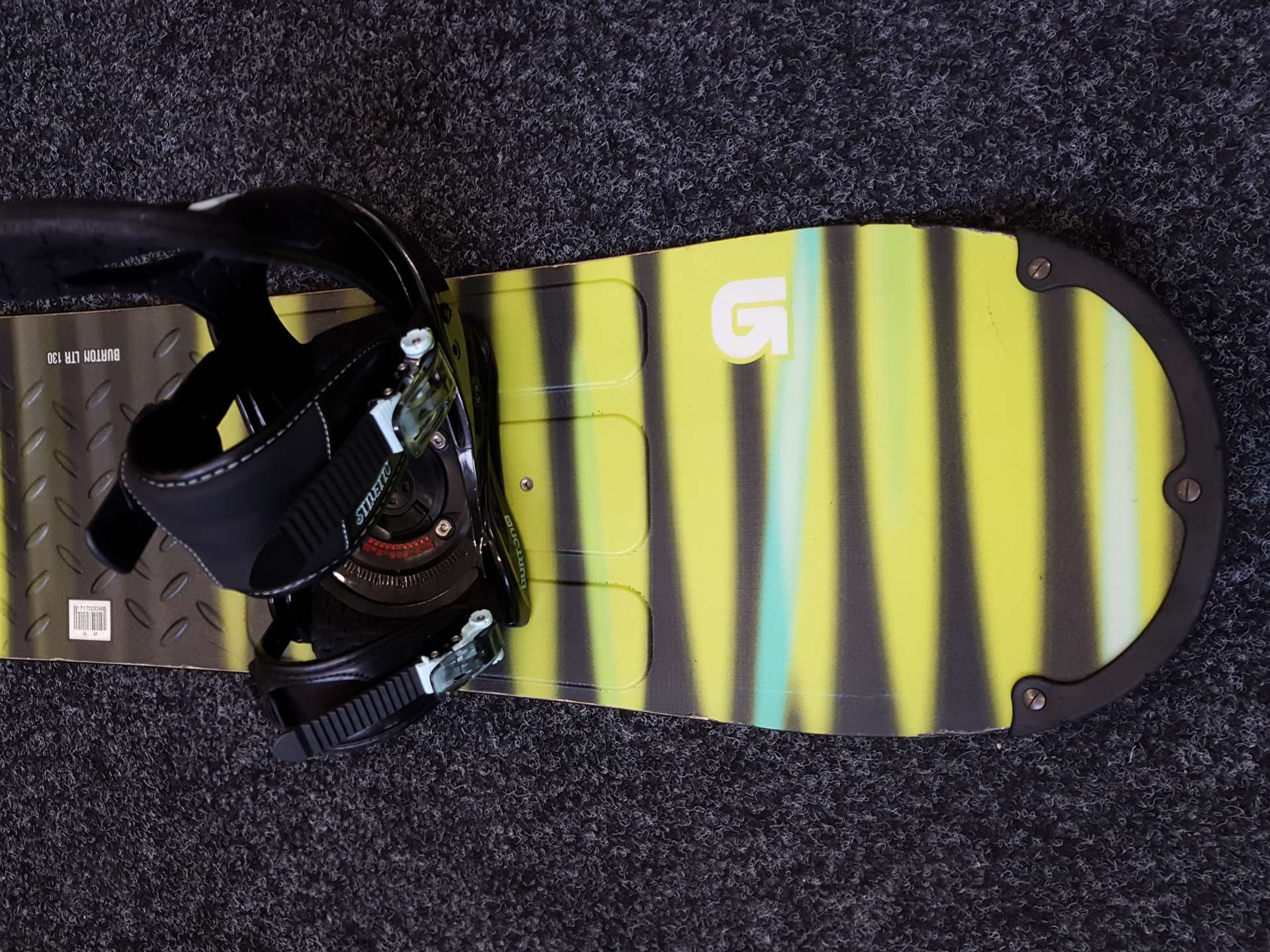 Použitý snowboard BURTON LTR 130 + viazanie Burton veľkosť M