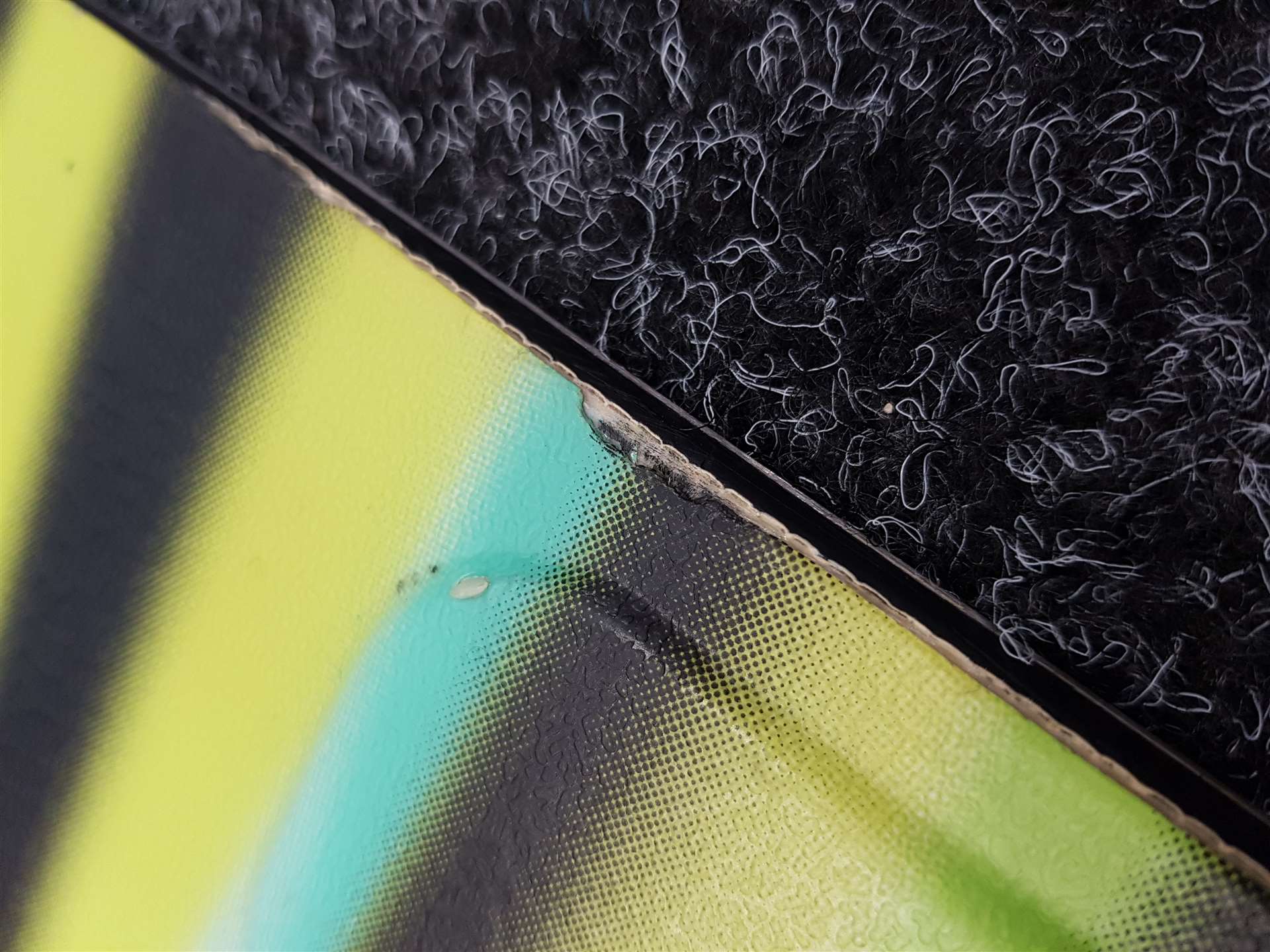 Použitý snowboard BURTON LTR 130 + viazanie Burton veľkosť M