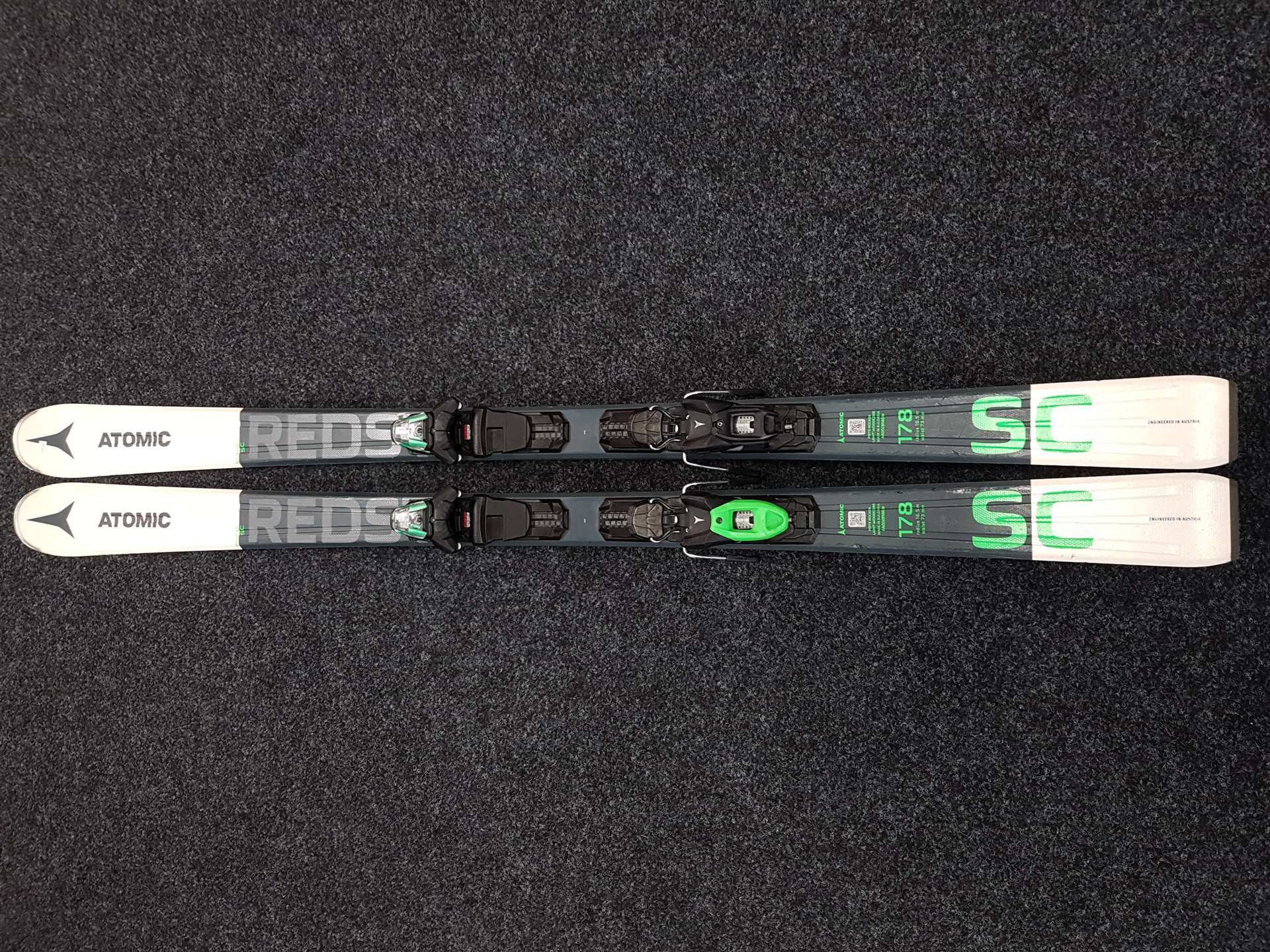 Použité lyže ATOMIC Redster SC + viazanie Atomic M 10