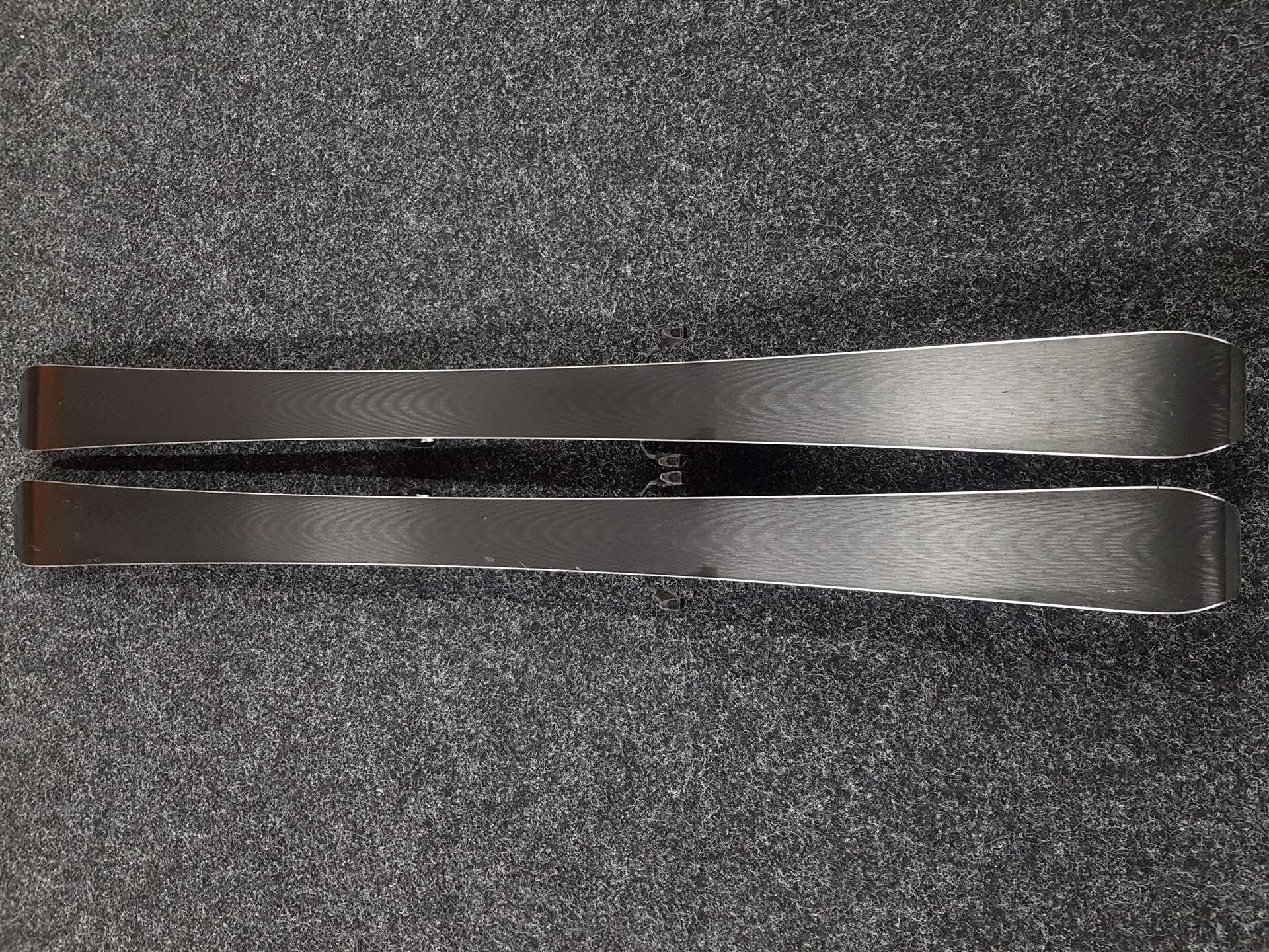 Použité lyže ATOMIC Redster X2 + viazanie Atomic 5.5