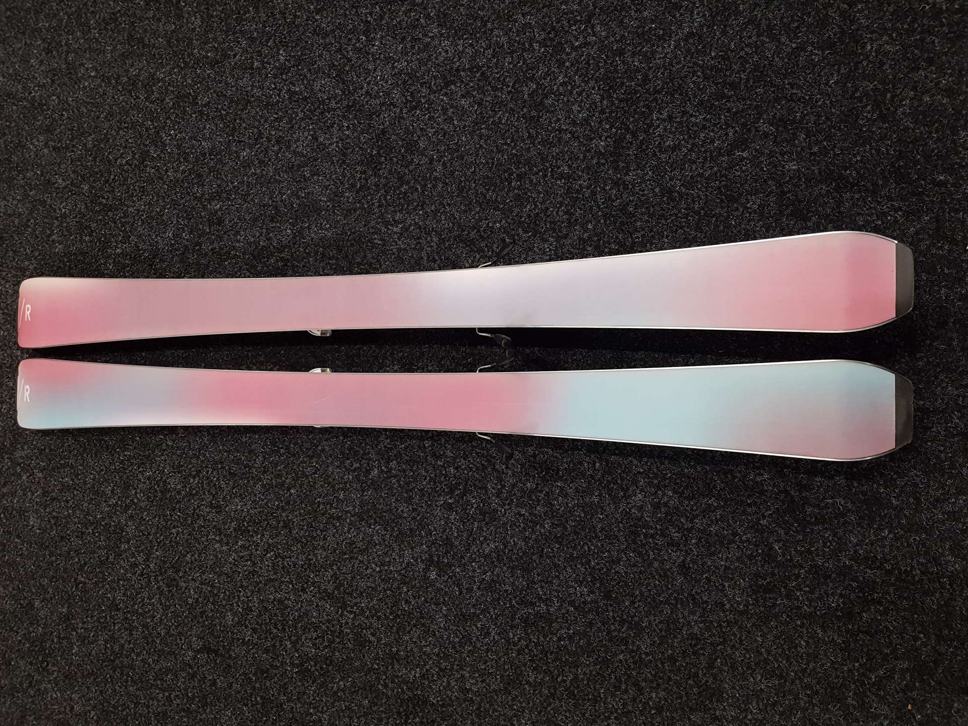 Použité lyže SPORTEN RDUM 3 + viazanie Tyrolia 11.0