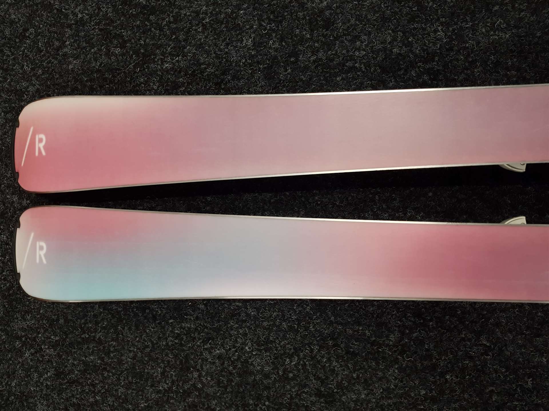 Použité lyže SPORTEN RDUM 3 + viazanie Tyrolia 11.0