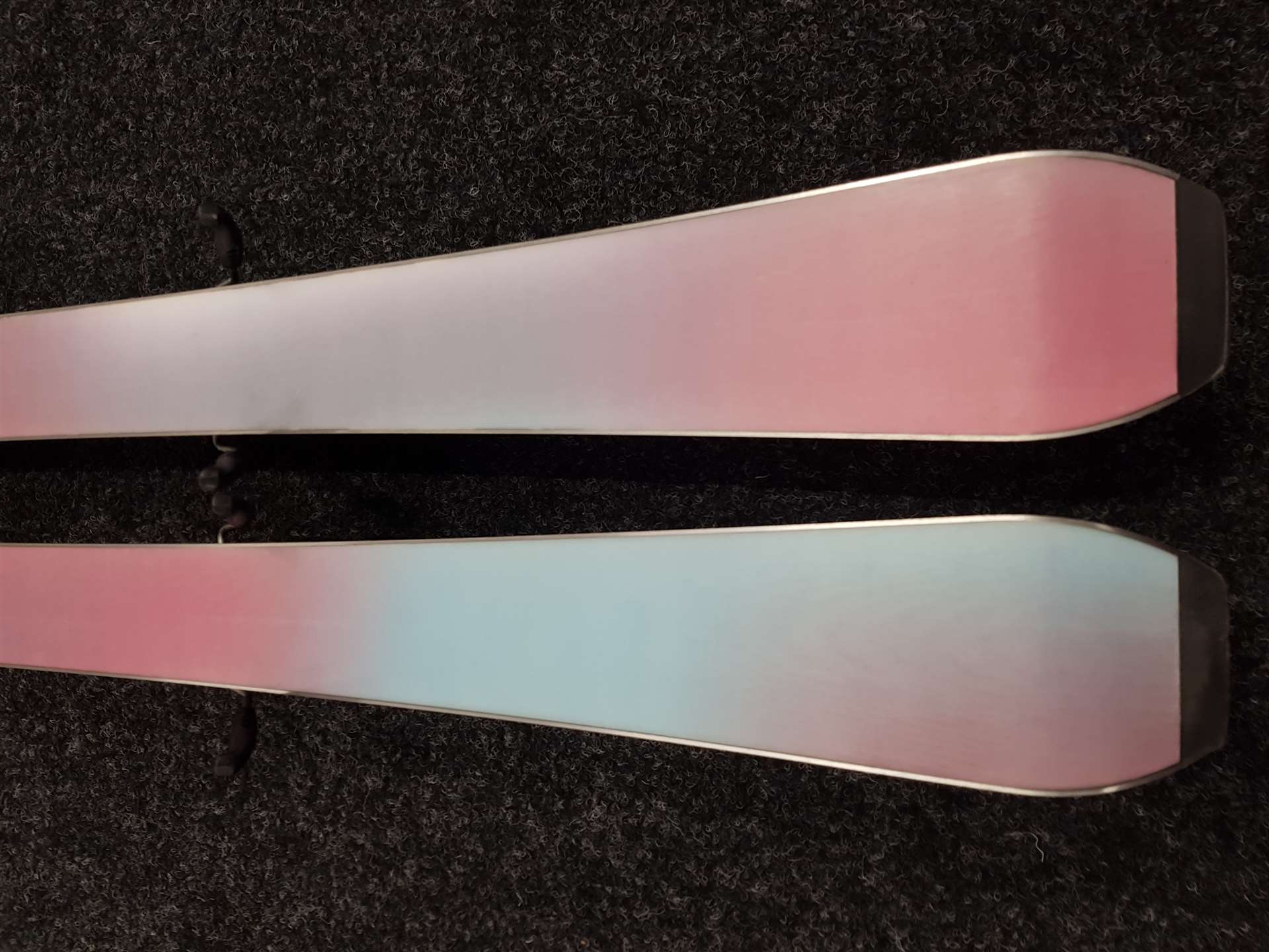 Použité lyže SPORTEN RDUM 3 + viazanie Tyrolia 11.0