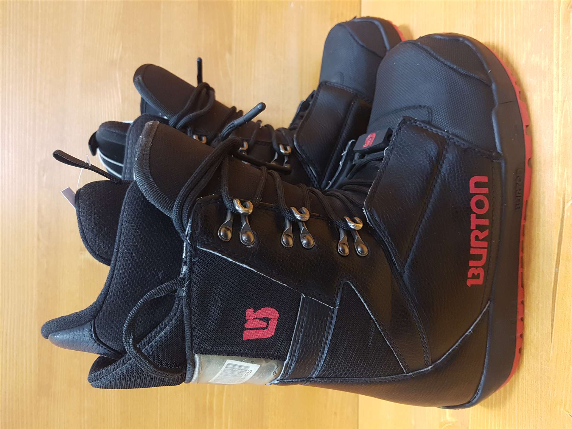 Použité snowboardové topánky BURTON Progression