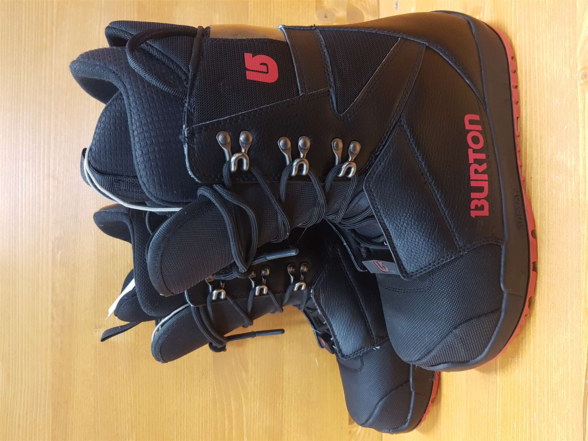 Použité snowboardové topánky BURTON Progression
