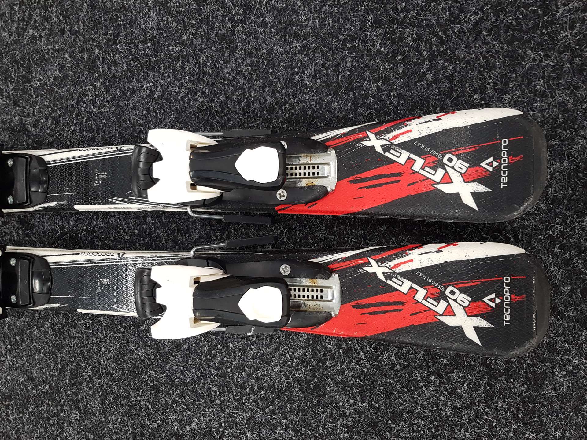 Použité detské lyže TECNOPRO XT Team + viazanie Tecnopro TC45