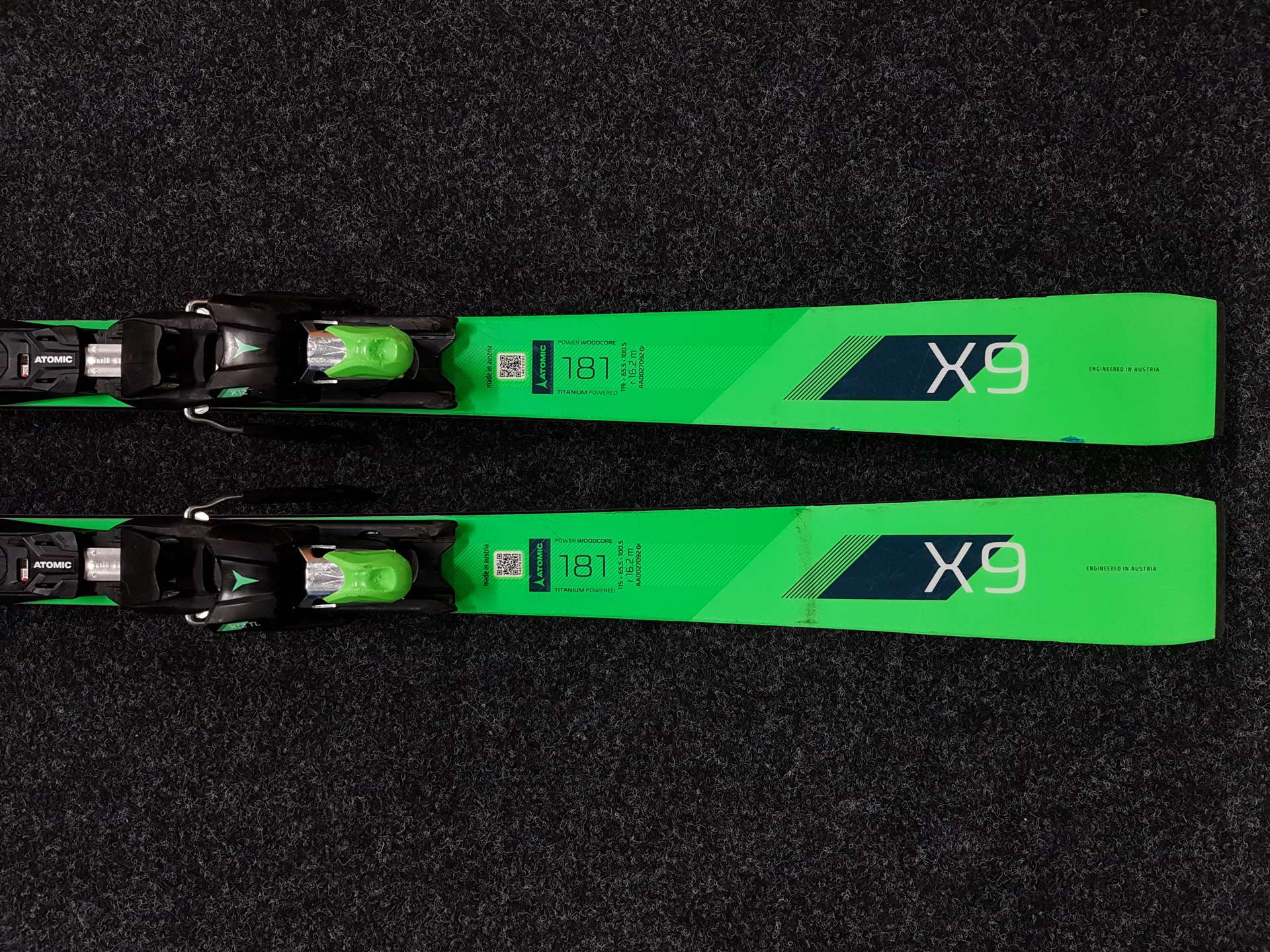 Použité lyže ATOMIC Redster X9 Ti + viazanie Atomic X 12 TL