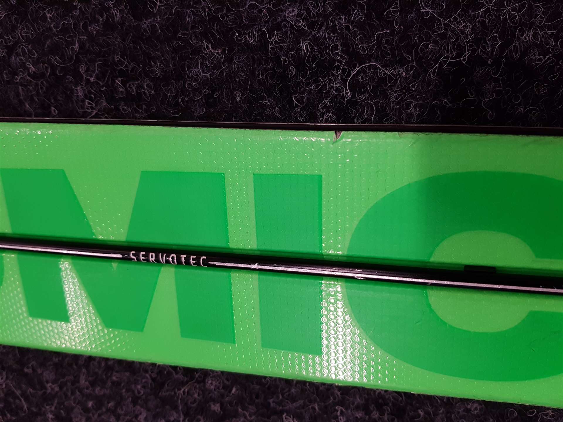 Použité lyže ATOMIC Redster X9 Ti + viazanie Atomic X 12 TL