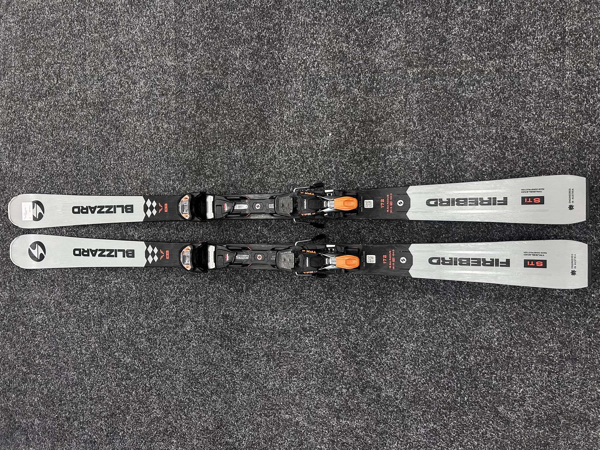 Použité lyže BLIZZARD FIREBIRD