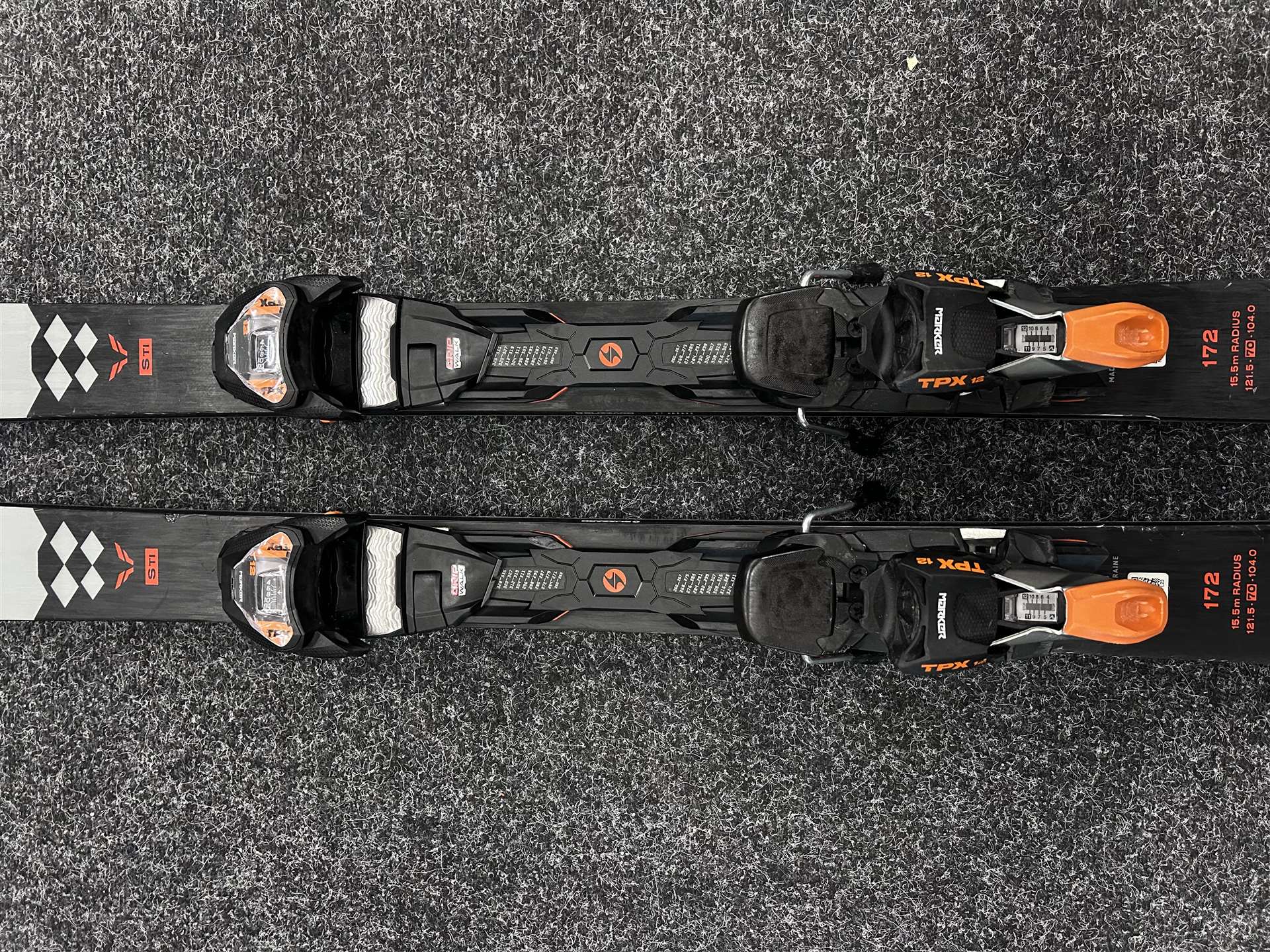 Použité lyže BLIZZARD FIREBIRD