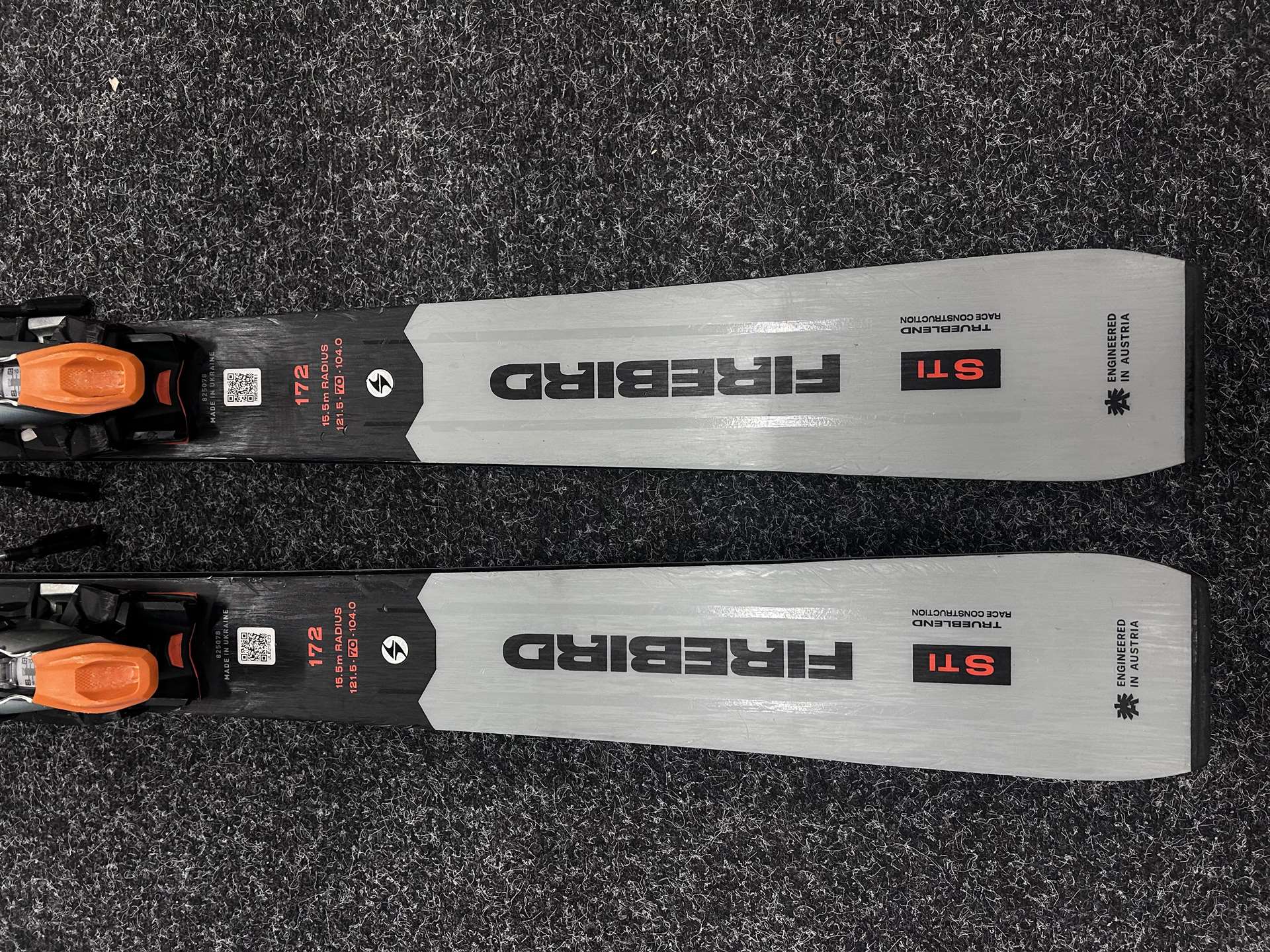 Použité lyže BLIZZARD FIREBIRD