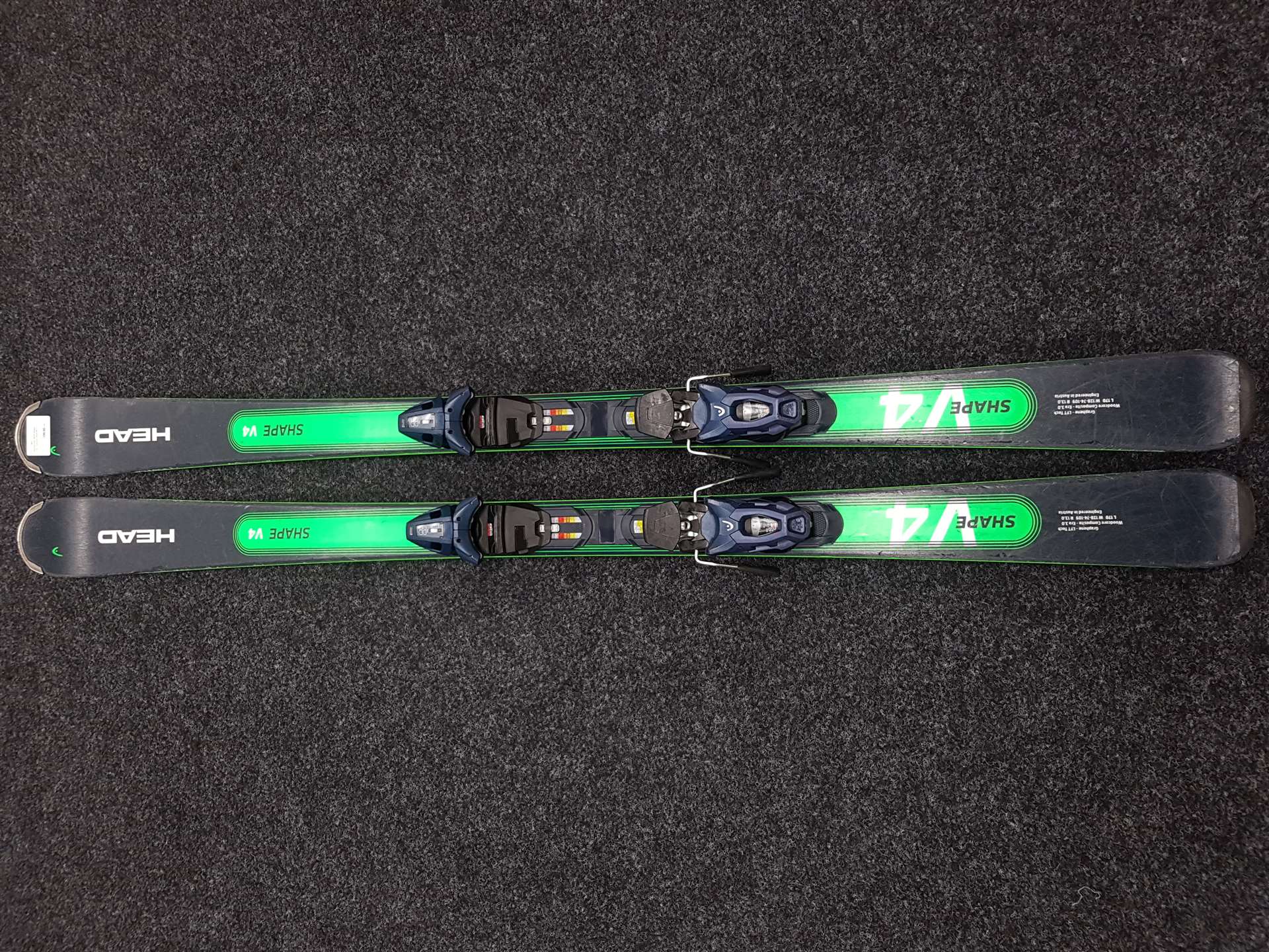 Použité lyže HEAD Shape V4 + viazanie Head PR 11