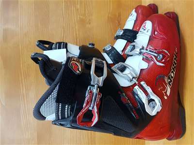 Použité lyžiarky NORDICA TRANSFIRE R3