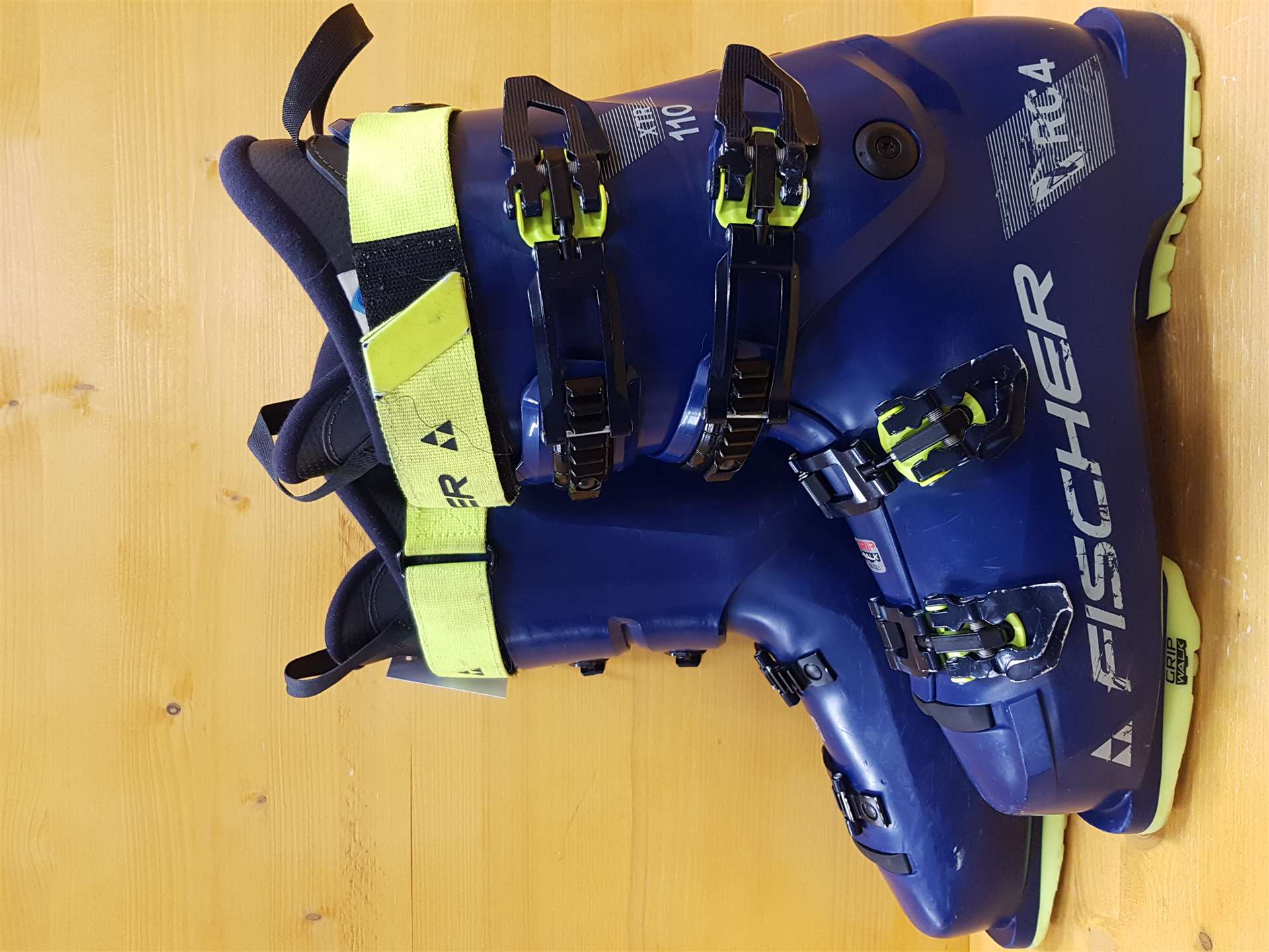 Použité lyžiarky FISCHER RC4 XTR 110